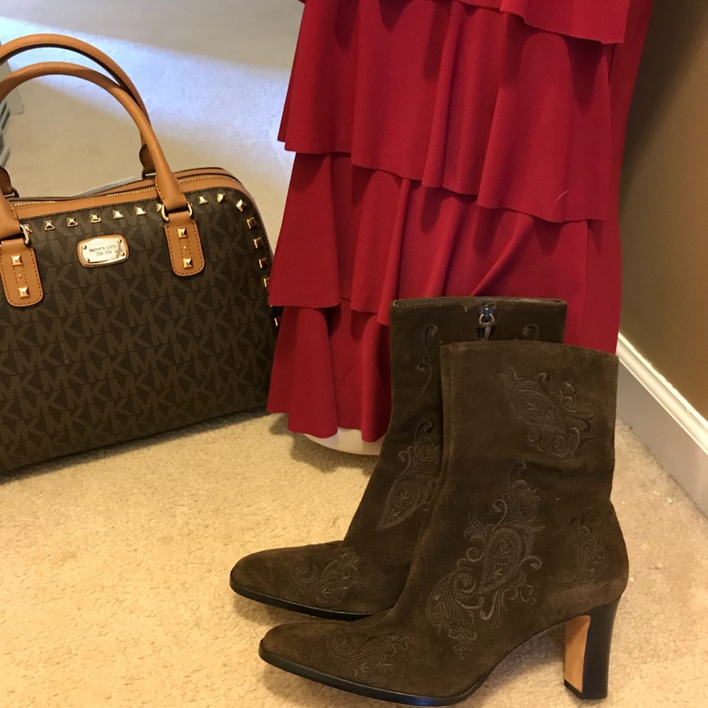 👢 Lauren Ralph Lauren suede bootie